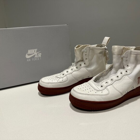 SF Air Force 1 Mid 'Red Ivory' Nike - Picture 1 of 10
